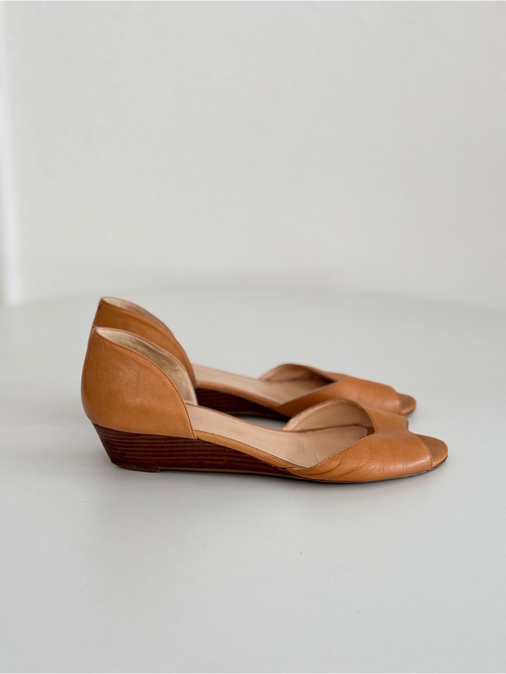 Nine West Women's Tan Leather Low Wedge Peep-Toe Flats shoes size 8m